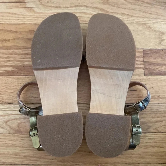 SWEDISH Hasbeens sz 41 or 10 NWOT metallic leather + wooden heeled clog no wear - Picture 5 of 7